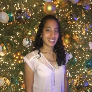 Meet your Posher, Valentina